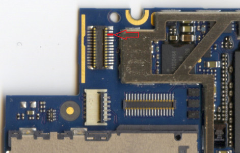3gs_logicboard_connector_no1